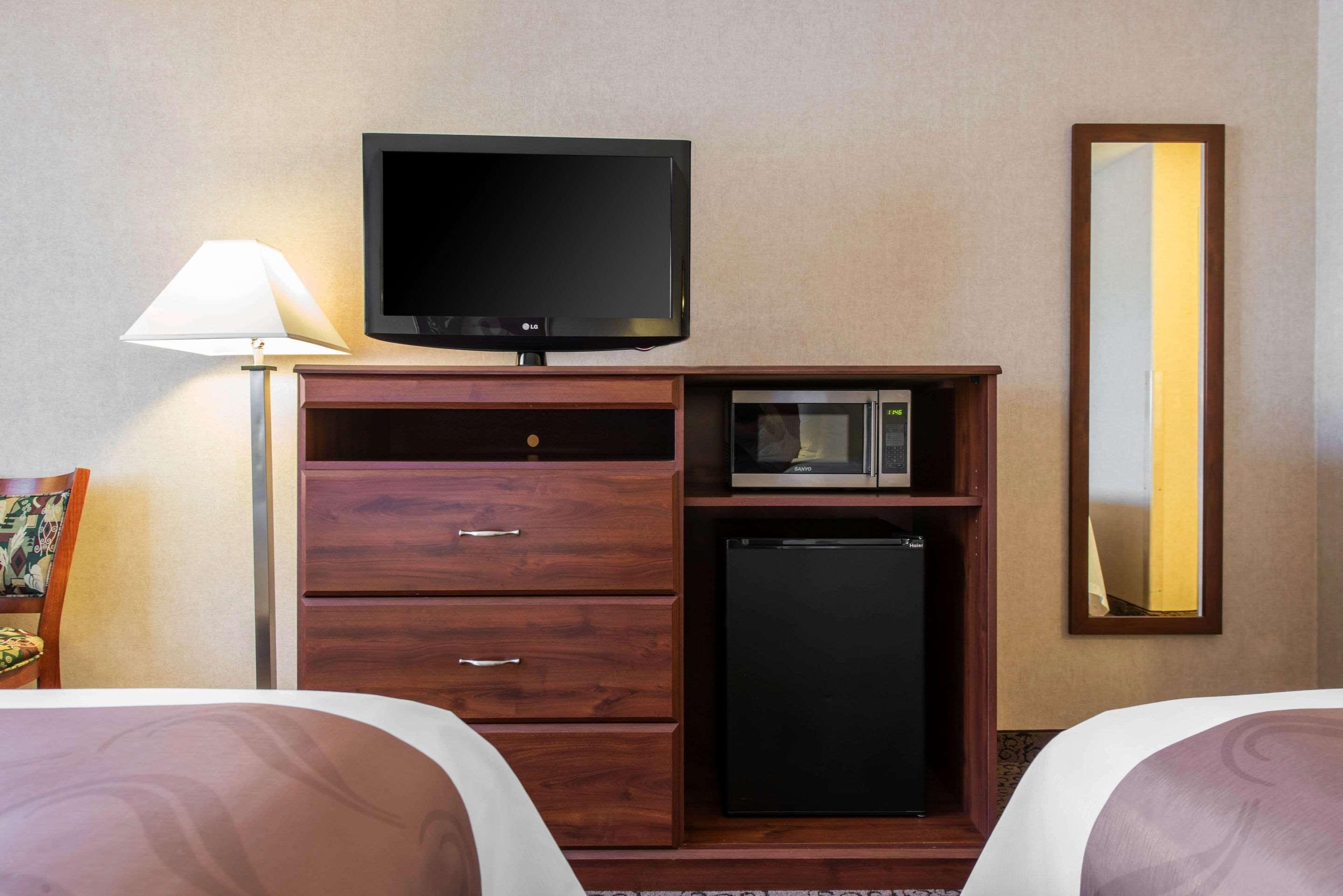 Quality Inn Берлингтон Экстерьер фото